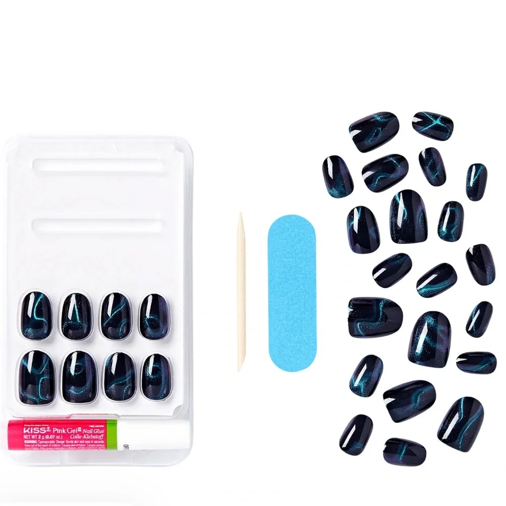 🍀KISS Voguish Glow in the dark Fantasy sci-fi Press On Glue Nails - Night Sky - Picture 3 of 4